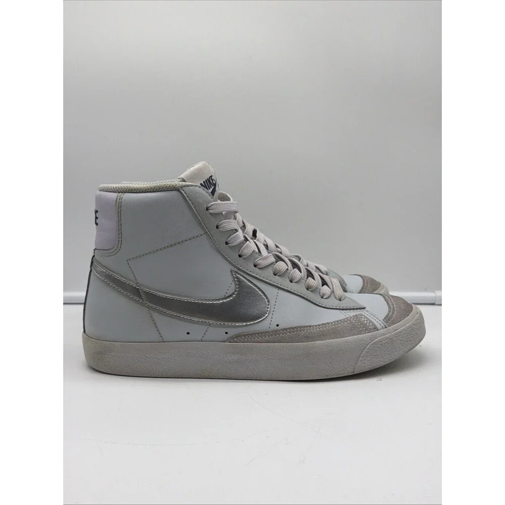 Men's Nike Blazer Mid '77 (GS) Pure Platinum Metallic Silver Sz 6.5Y DA4086-010